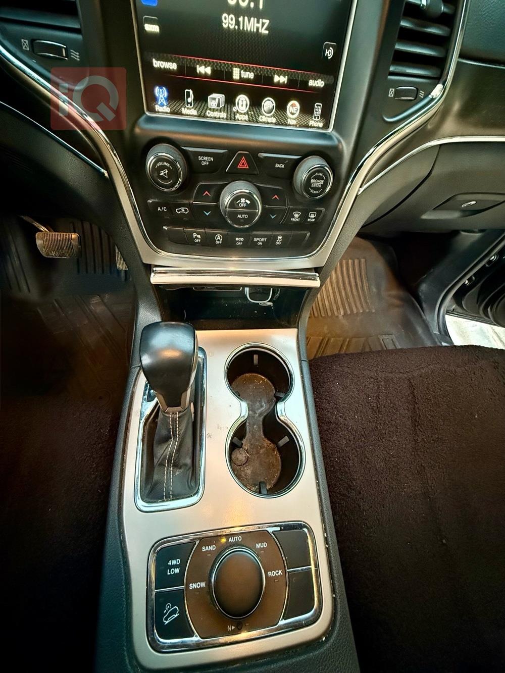 جيب جراند شيروكي